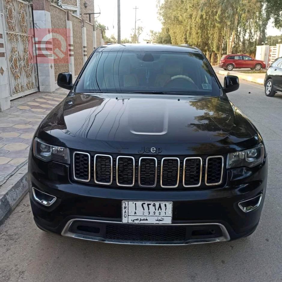 جیپ گراند شیرۆکی